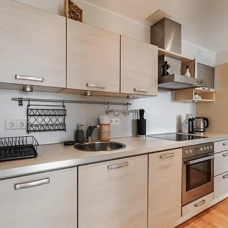 Airhome - Old Town View 2