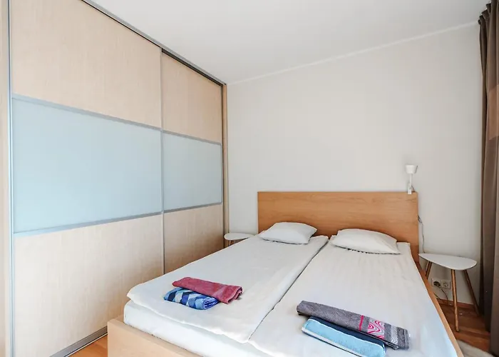 Apartman Airhome - Old Town View 2 *