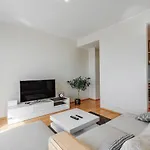 Airhome - Old Town View 2 *